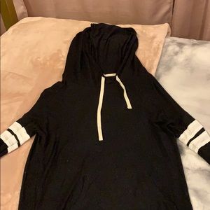 black and white sweatshirt